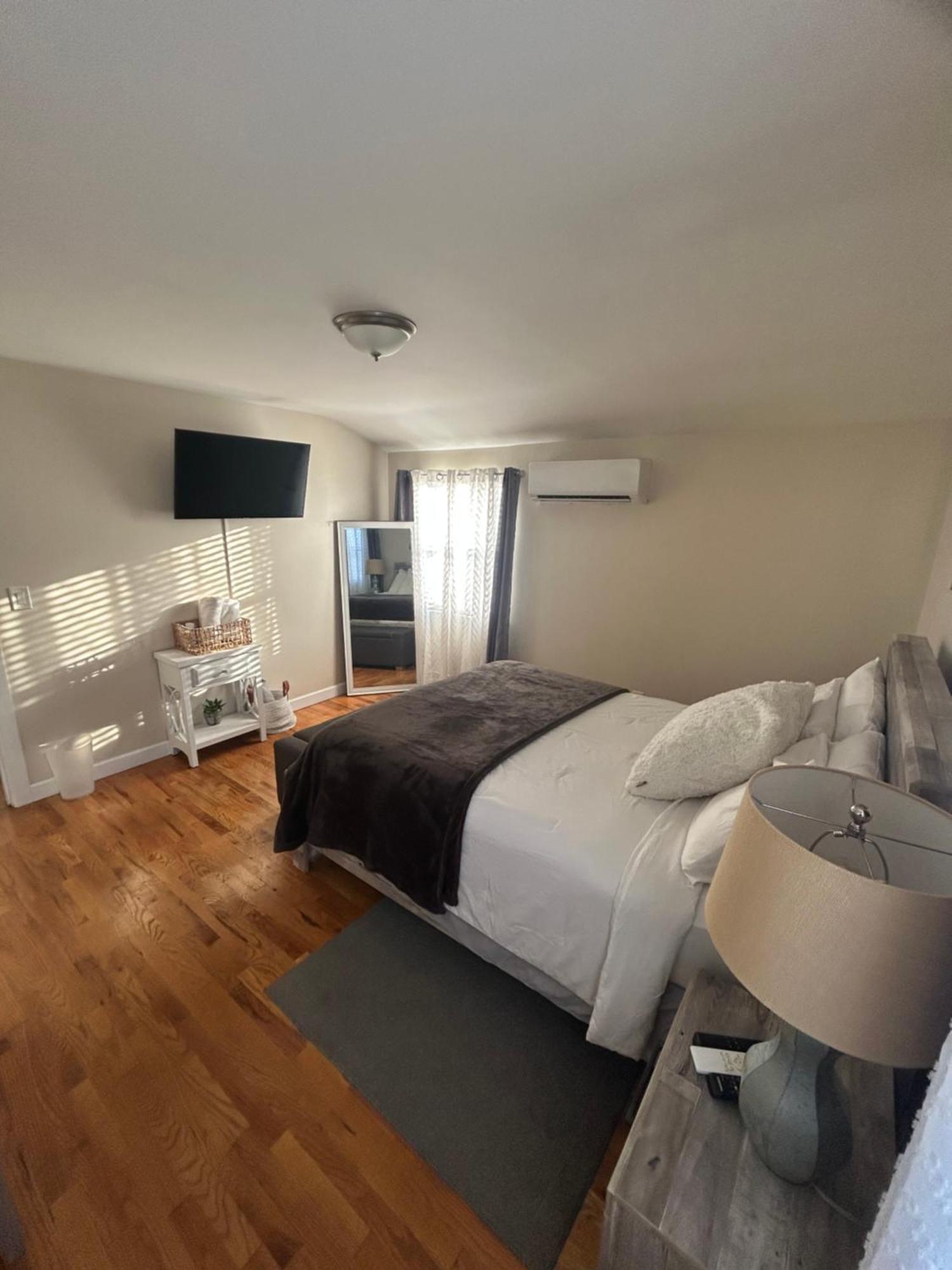 Chic Modern Bedroom 5 Mins From Jfk New York Eksteriør billede
